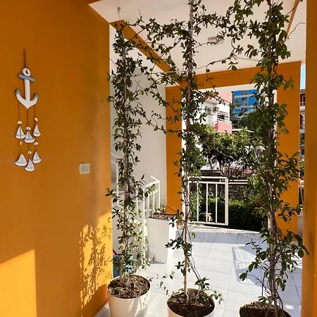 Mimi'S Apartments Vlorë Exterior foto