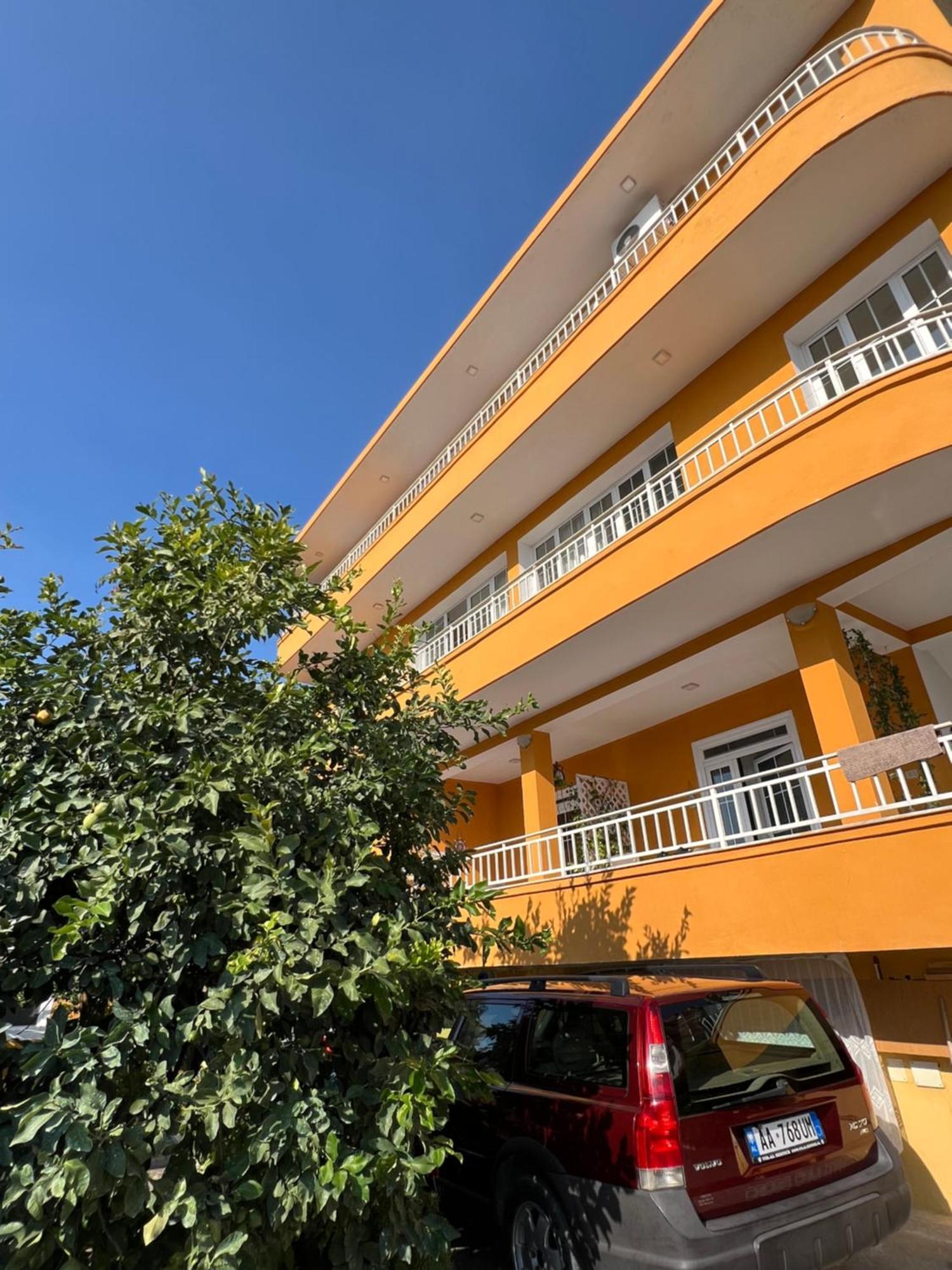 Mimi's Vlorë